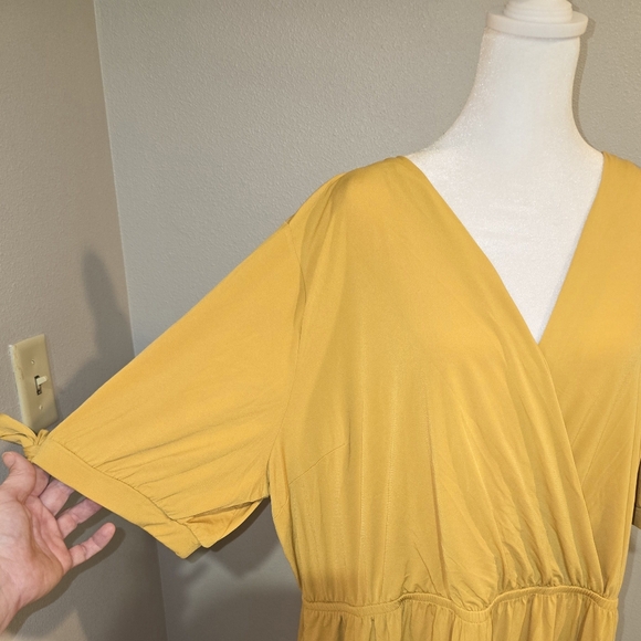NWT Lane Bryant Mustard Plus Size Knee Length Dress 26/28 - Picture 5 of 10